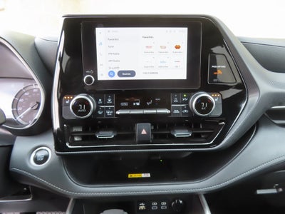 2024 Toyota Highlander Base