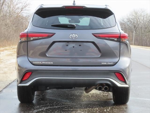 2024 Toyota Highlander Base