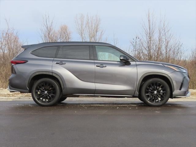 2024 Toyota Highlander Base