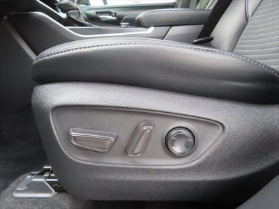 2024 Toyota Highlander Base