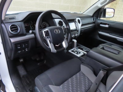 2018 Toyota Tundra SR5 5.7L V8