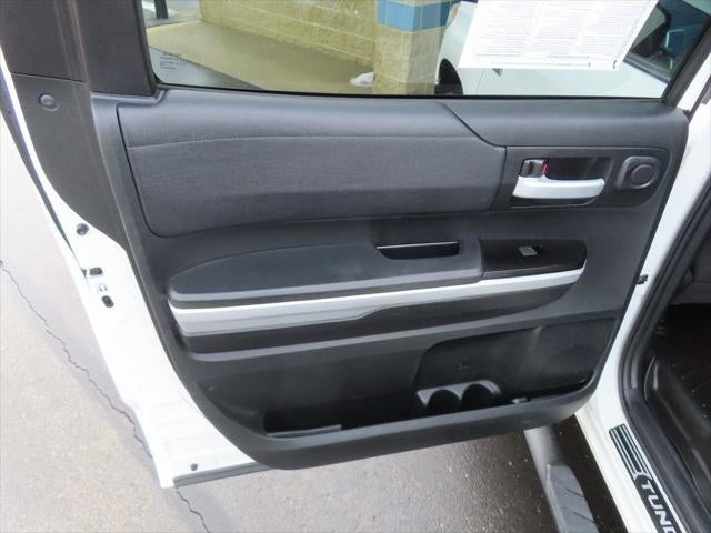 2018 Toyota Tundra SR5 5.7L V8