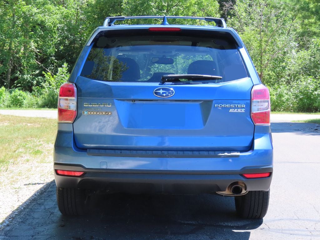2016 Subaru Forester 2.5i Touring