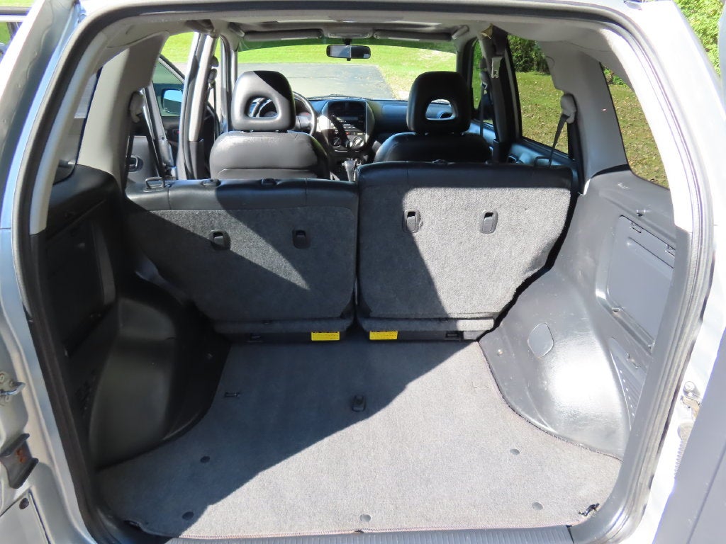 2004 Toyota RAV4 Base
