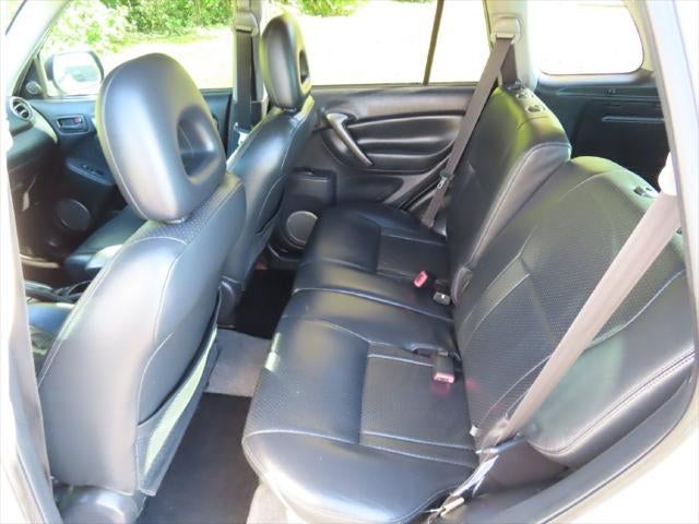 2004 Toyota RAV4 Base
