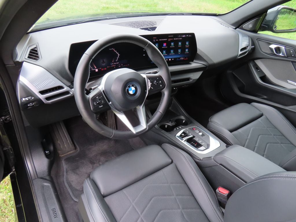 2025 BMW 2 Series xDrive
