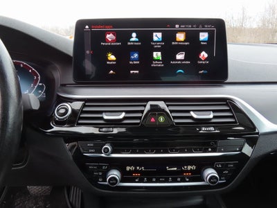 2022 BMW 5 Series xDrive