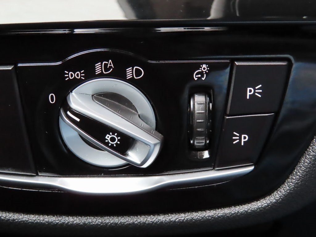 2022 BMW 5 Series xDrive