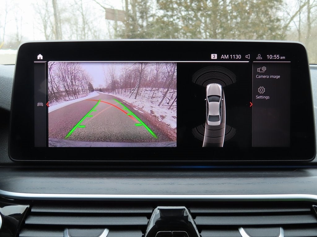 2022 BMW 5 Series xDrive