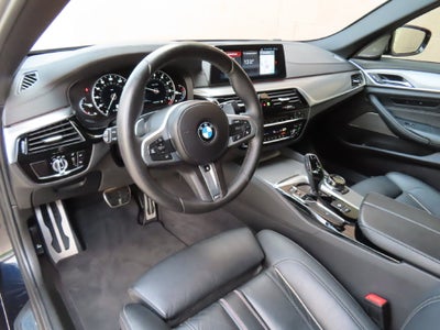 2018 BMW 5 Series xDrive