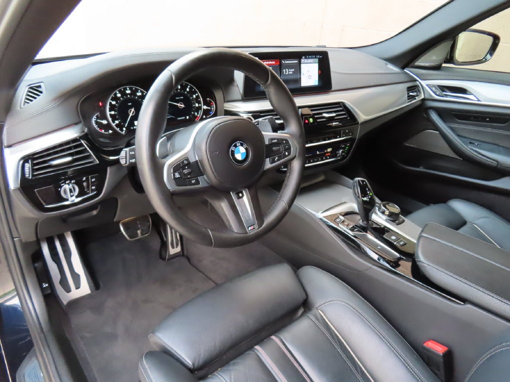 2018 BMW 5 Series xDrive