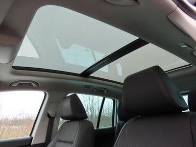 2017 Volkswagen Tiguan 2.0T Wolfsburg Edition