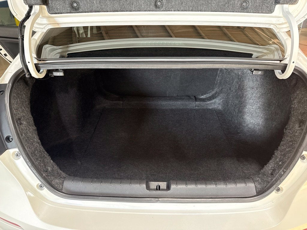 2019 Honda Insight Touring