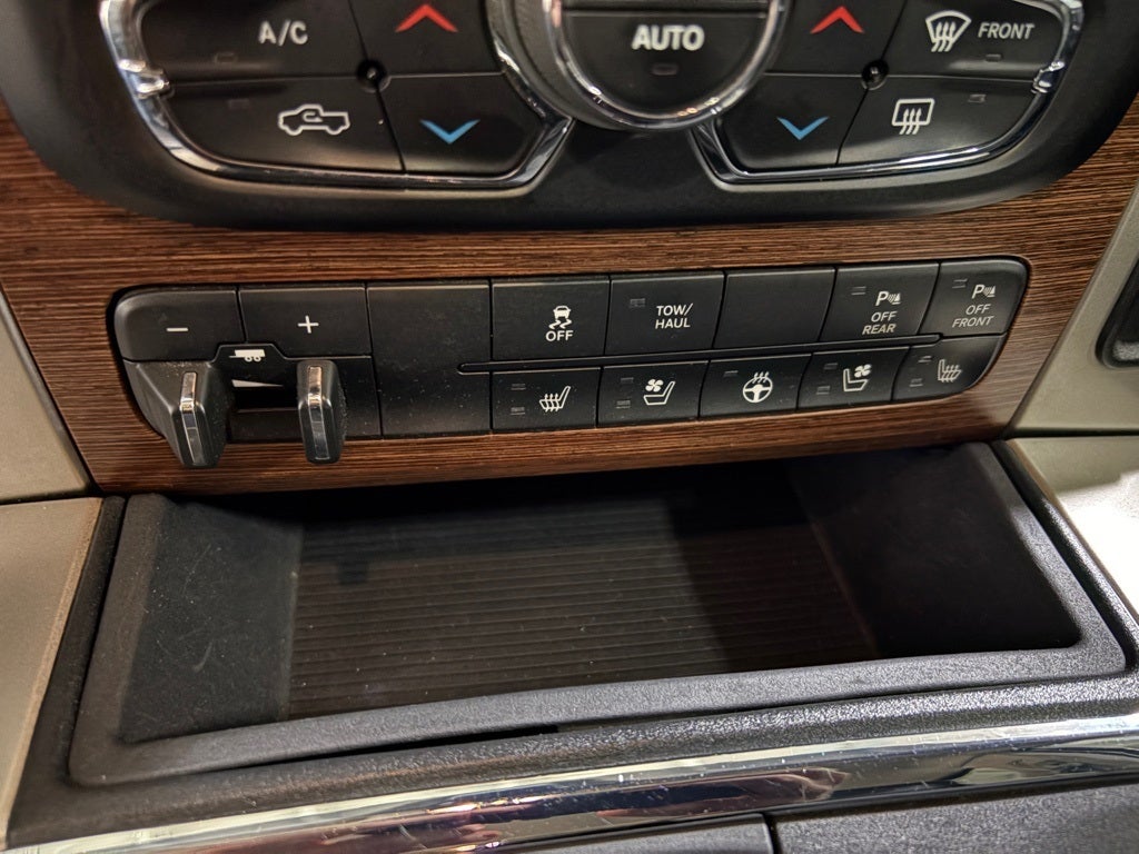 2015 RAM 1500 Laramie