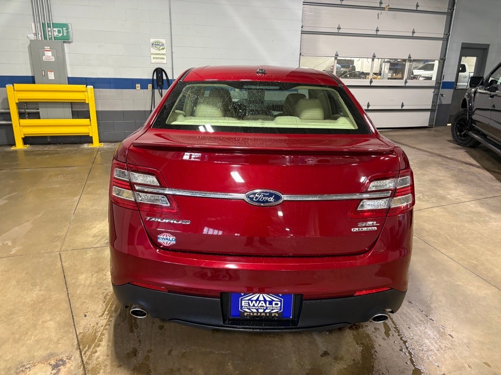 2013 Ford Taurus SEL