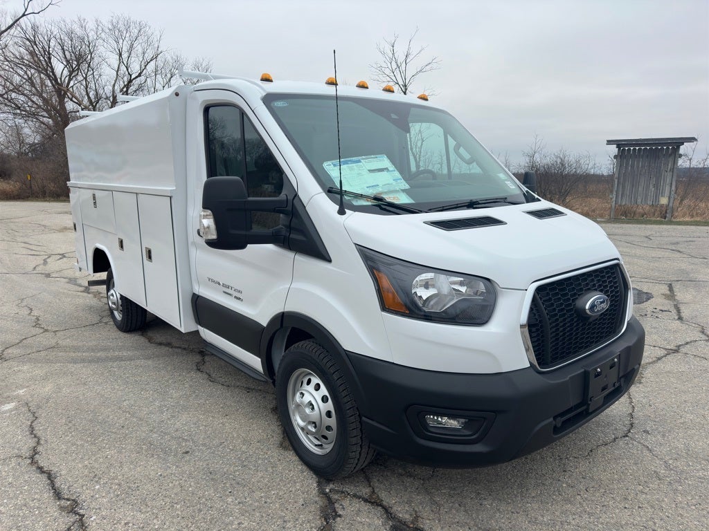 2024 Ford Transit-250 READING 57" CSV