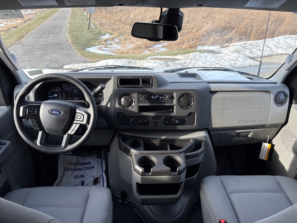 2026 Ford E-350SD Base Cutaway