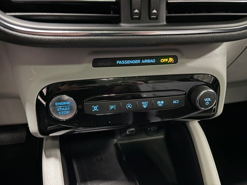 2026 Ford Escape Platinum