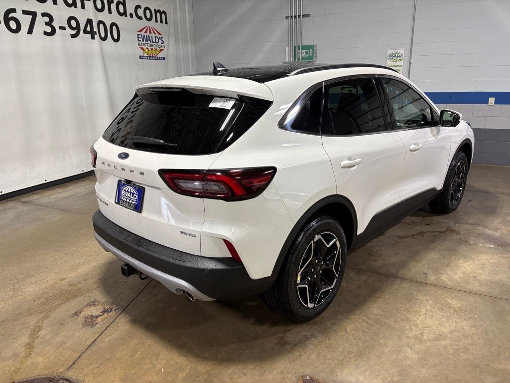 2026 Ford Escape Platinum