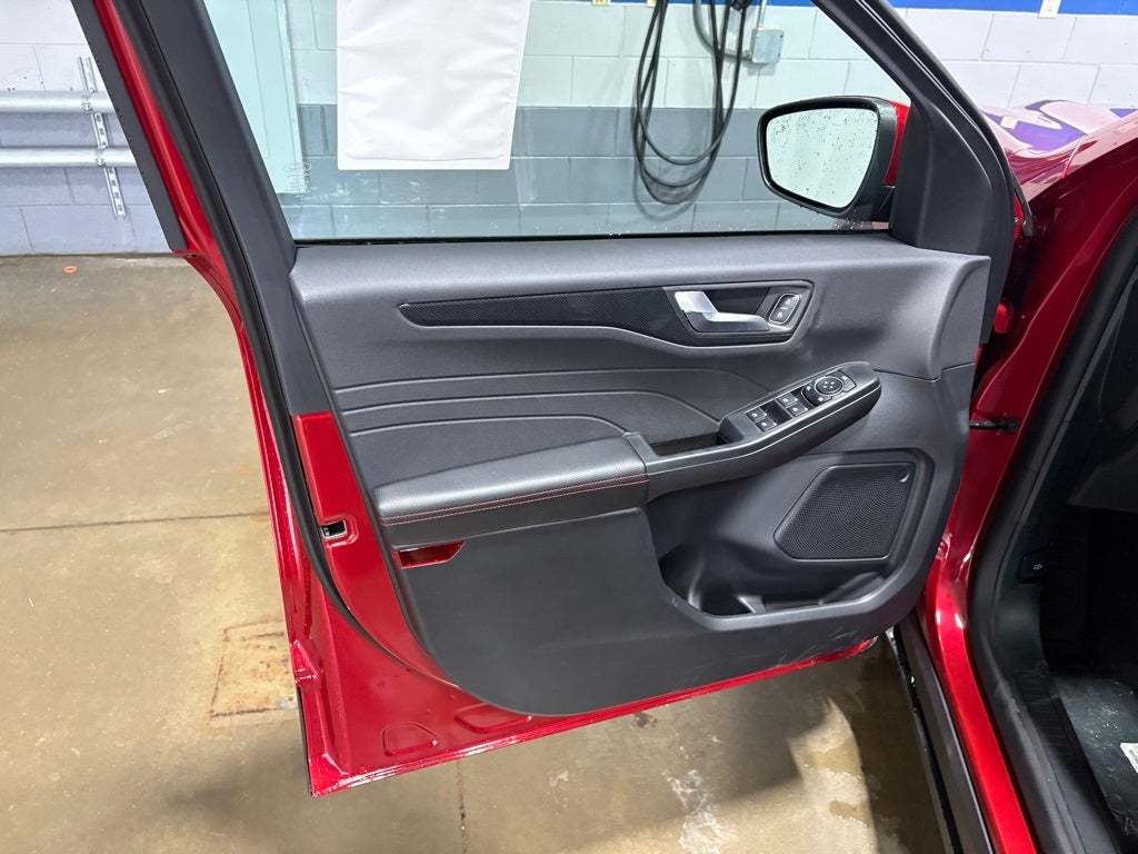 2026 Ford Escape ST-Line Select