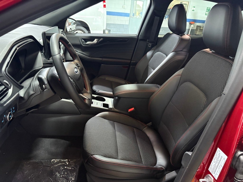 2026 Ford Escape ST-Line Select