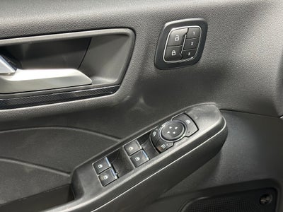 2025 Ford Escape Hybrid ST-Line Select