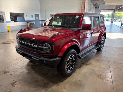 2026 Ford Bronco Outer Banks