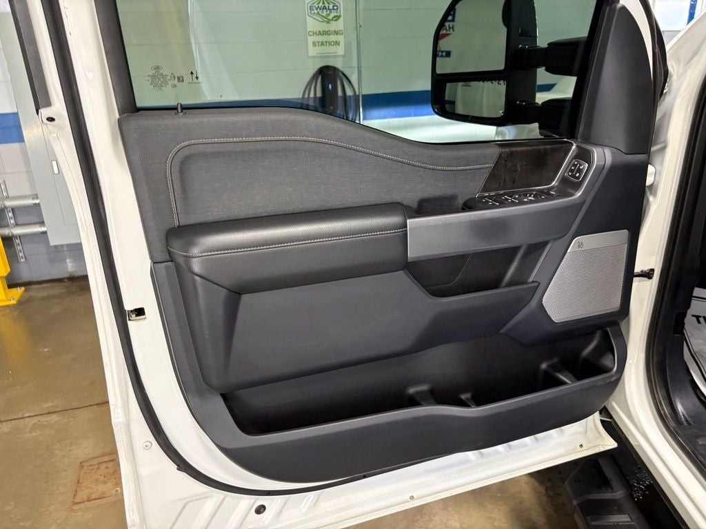 2023 Ford F-250SD Lariat