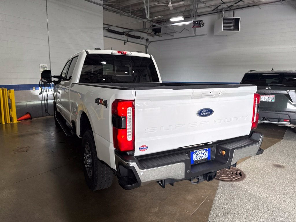2024 Ford F-350SD Lariat