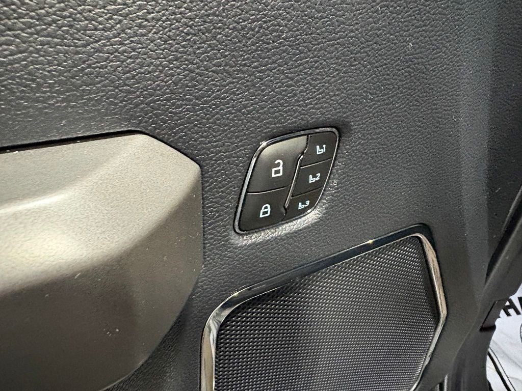 2022 Ford F-450SD Platinum DRW