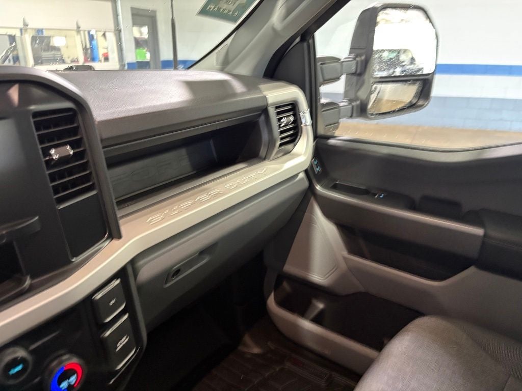 2025 Ford F-250SD XL
