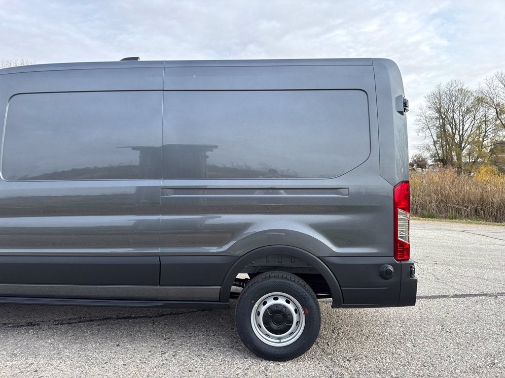 2027 Ford Transit-250 Base