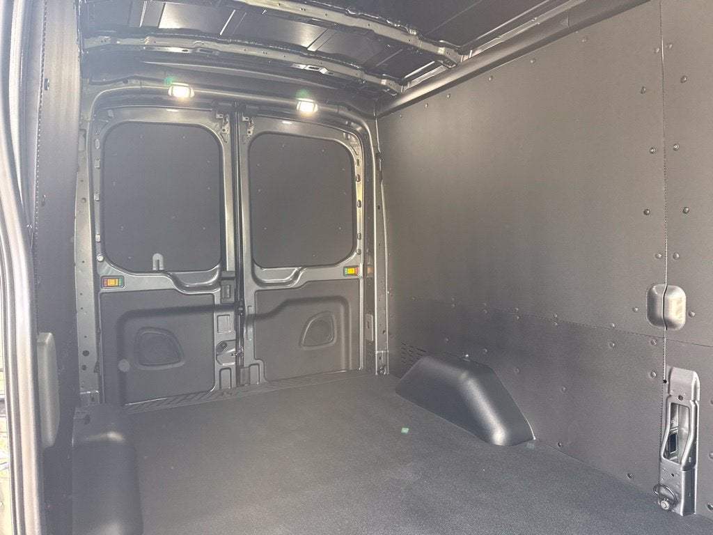 2027 Ford Transit-250 Base