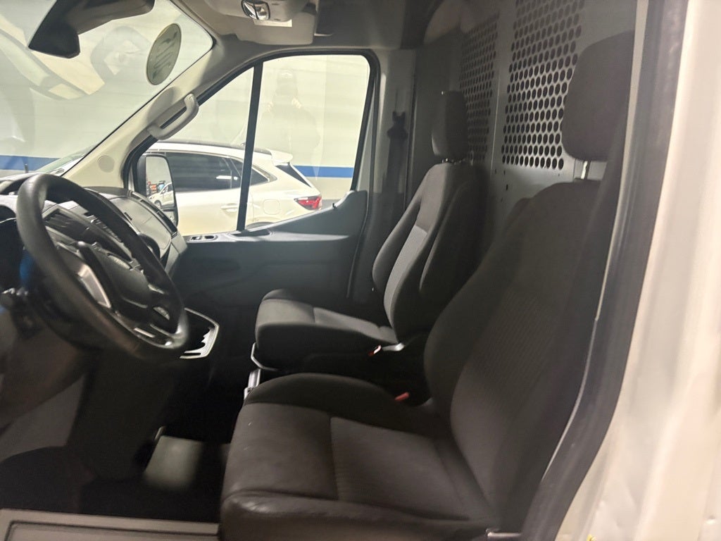 2015 Ford Transit-250 Base