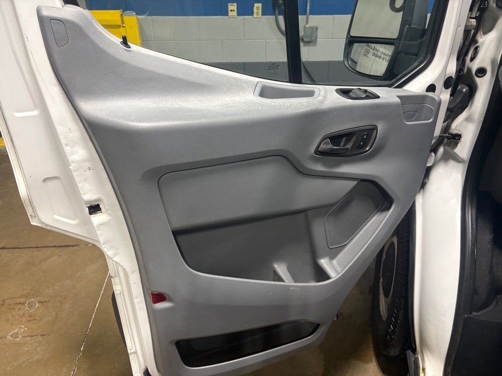 2015 Ford Transit-250 Base