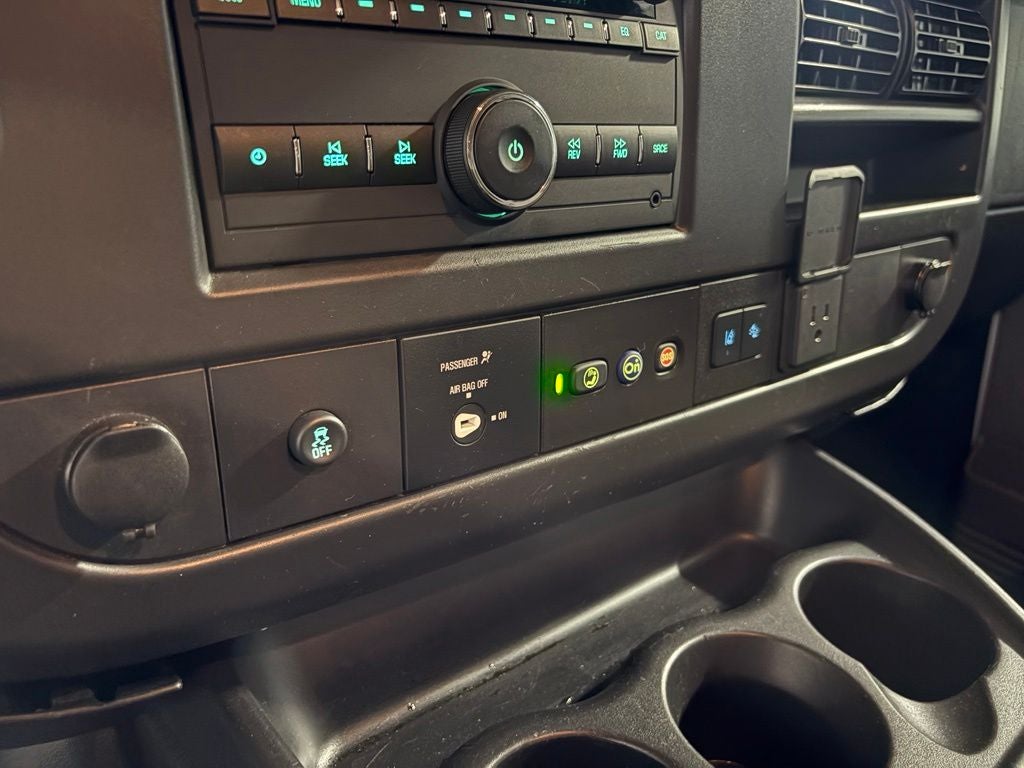 2024 Chevrolet Express 3500 LT Passenger
