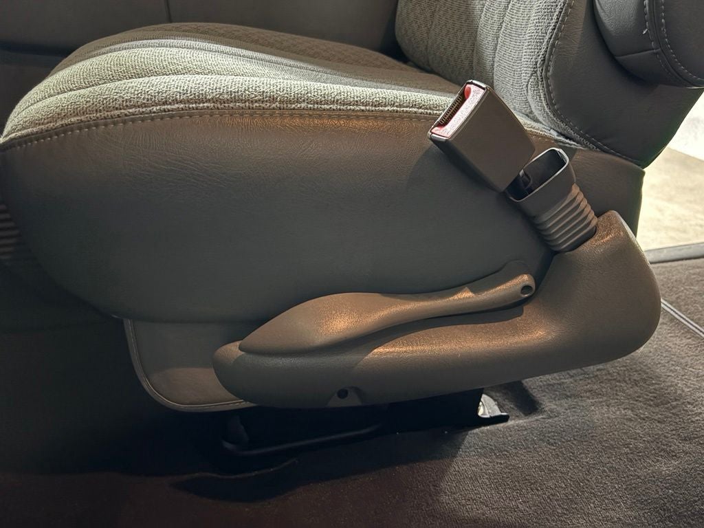 2024 Chevrolet Express 3500 LT Passenger