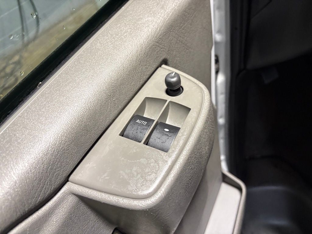 2024 Chevrolet Express 3500 LT Passenger