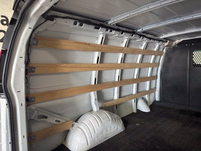 2025 Chevrolet Express 2500 Work Van Cargo