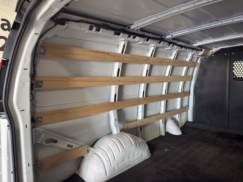 2025 Chevrolet Express 2500 Work Van Cargo