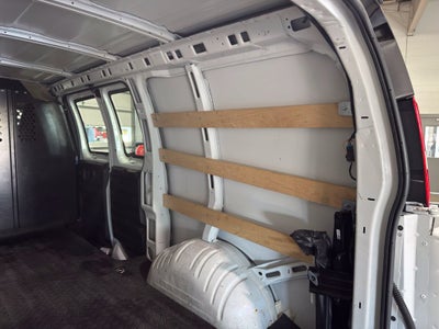 2025 Chevrolet Express 2500 Work Van Cargo