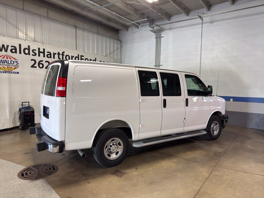 2025 Chevrolet Express 2500 Work Van Cargo