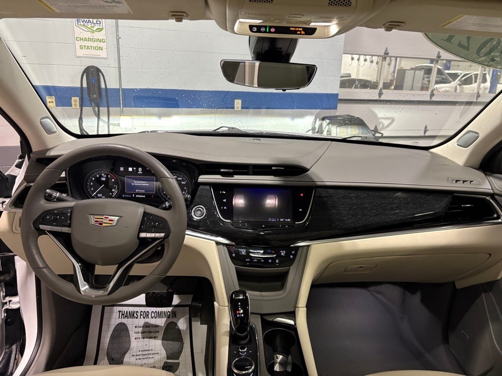 2021 Cadillac XT6 Premium Luxury