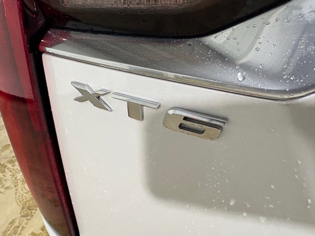 2021 Cadillac XT6 Premium Luxury