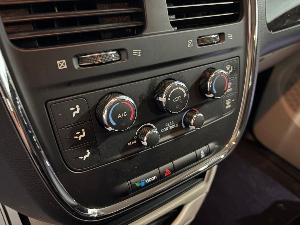 2020 Dodge Grand Caravan SE