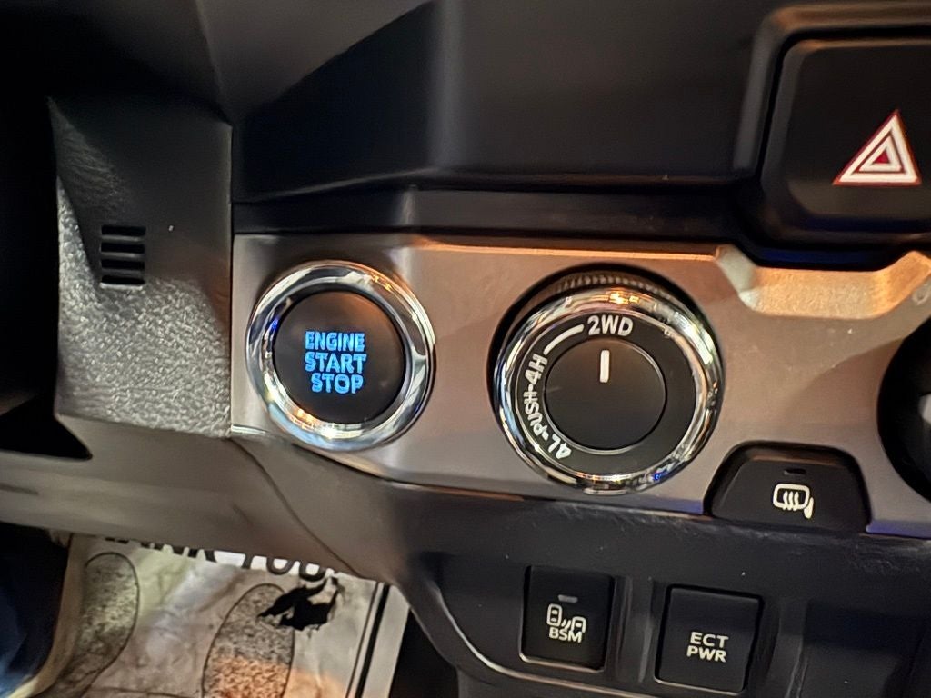 2023 Toyota Tacoma SR5 V6