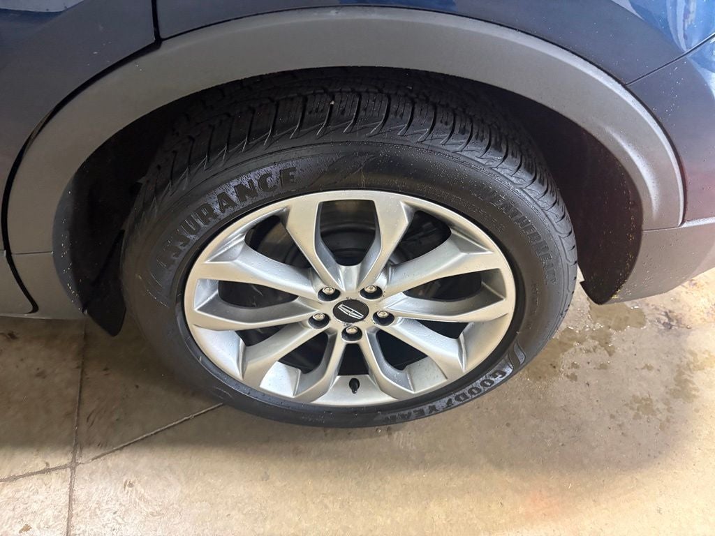 2015 Lincoln MKC Base
