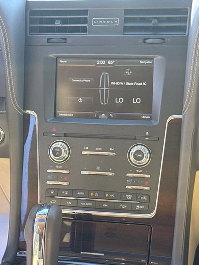 2015 Lincoln Navigator L Base