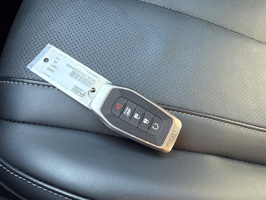 2025 INFINITI QX60 LUXE