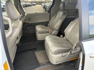 2013 Toyota Sienna Limited 7 Passenger
